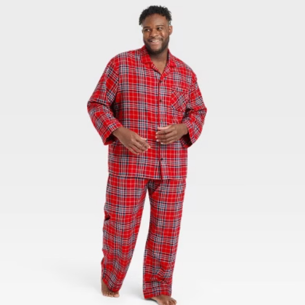 Wondershop Men’s Plaid Flannel Holiday Matching Family Pajama Set Red
